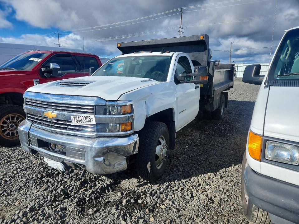 2018 CHEVROLET SILVERADO — VIN 1GB3KYCY3JF235115
