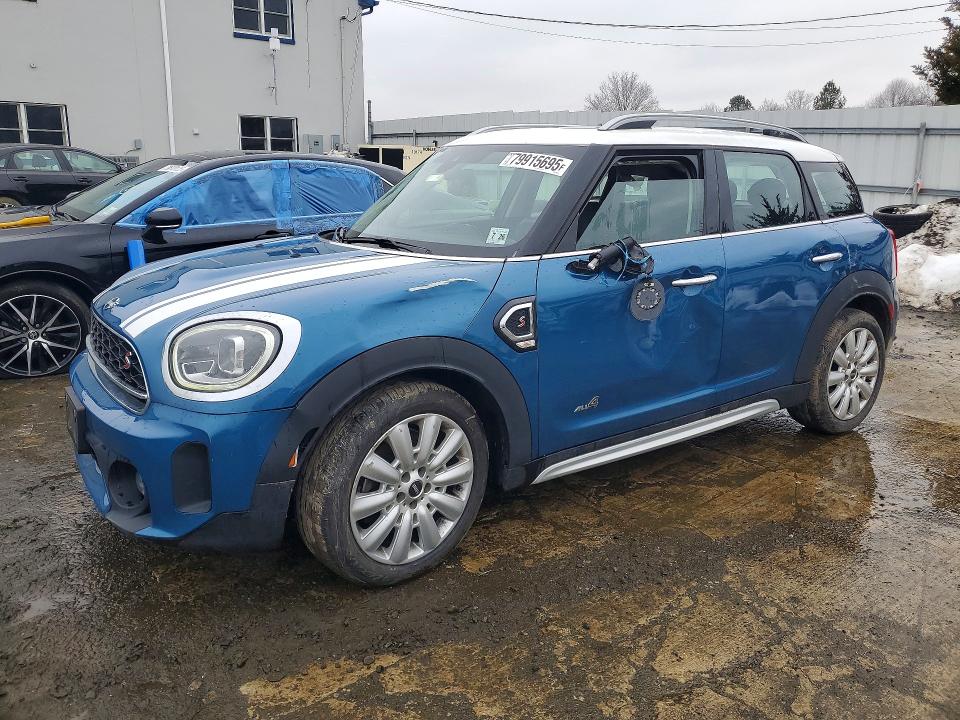 2022 MINI COOPER — VIN WMZ83BR01N3N48670