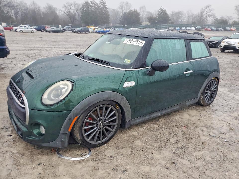 2015 MINI COOPER — VIN WMWXP7C54F2C60229