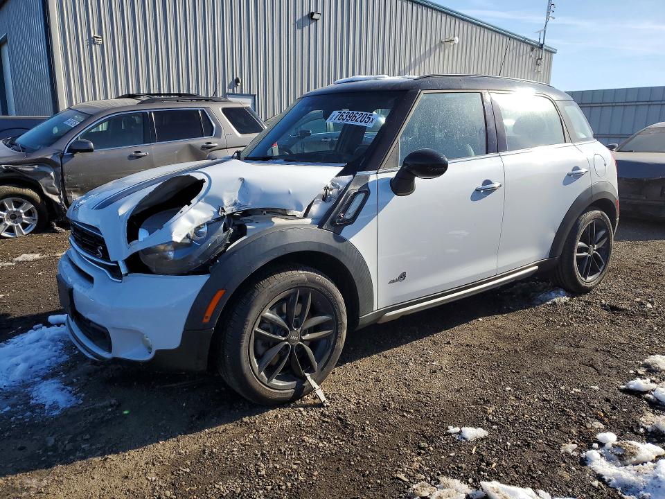 2016 MINI COOPER — VIN WMWZC5C55GWU00868