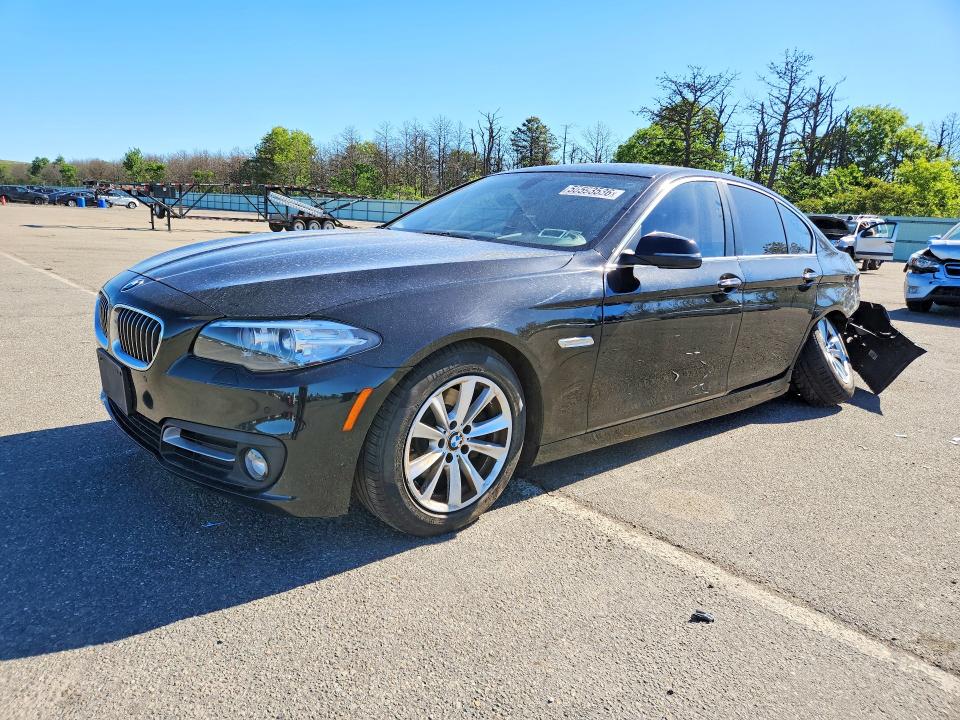 2015 BMW 528 — VIN WBA5A7C58FG143584