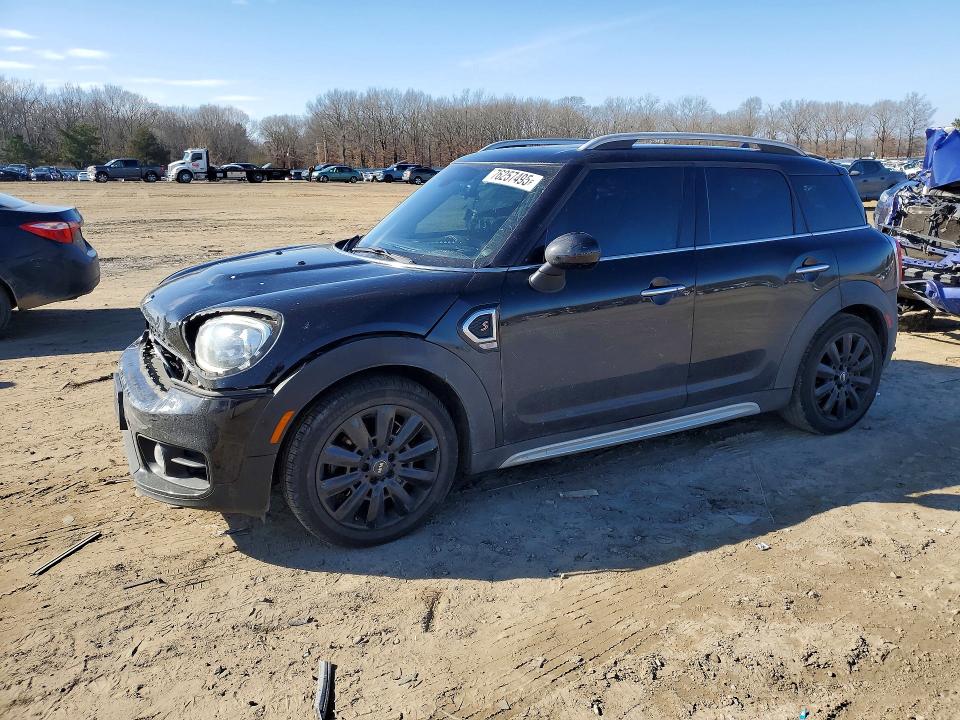 2017 MINI COOPER — VIN WMZYT3C39H3B66256