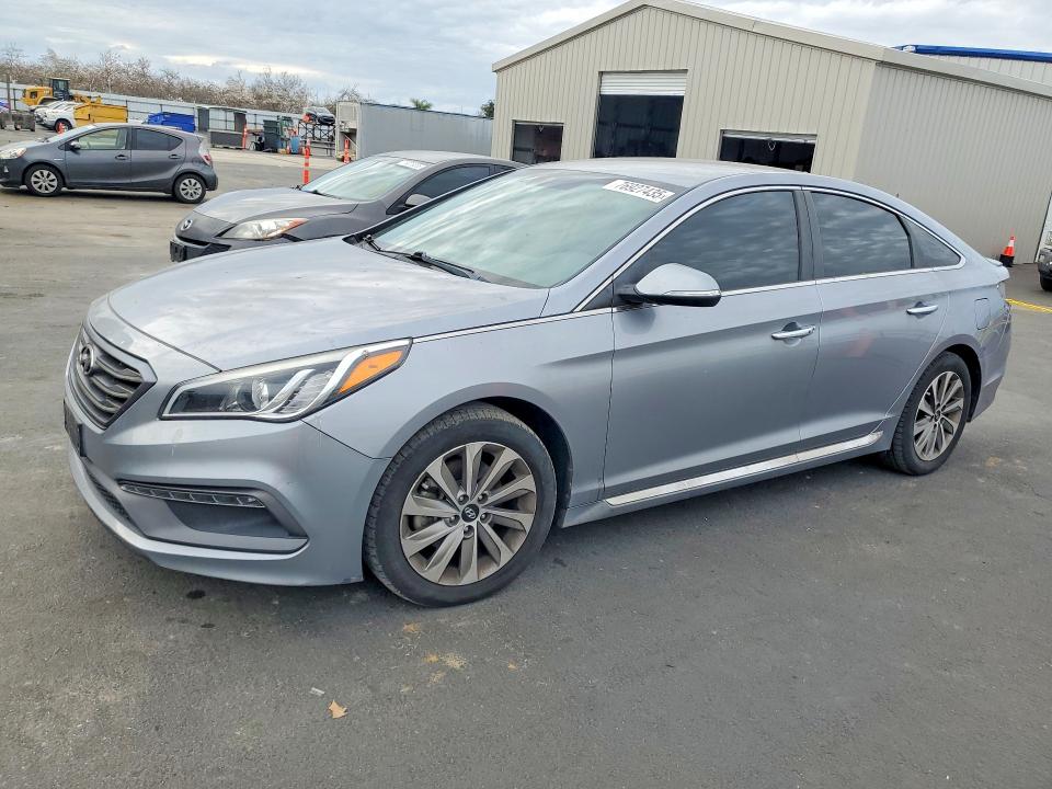 2015 HYUNDAI SONATA — VIN 5NPE34AF5FH250370