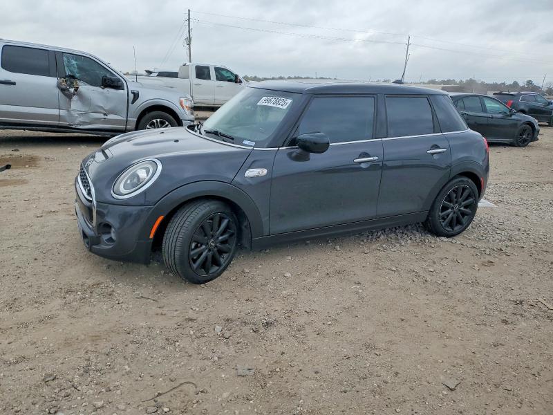 2021 MINI COOPER — VIN WMWXU9C07M2M92424