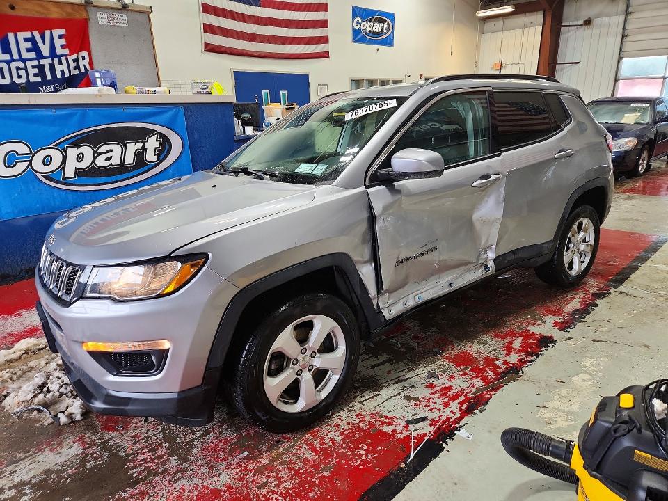 2018 JEEP COMPASS — VIN 3C4NJDBB8JT403611