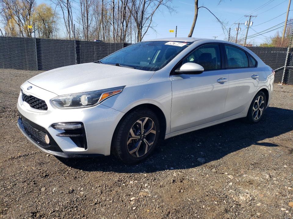 2021 KIA FORTE — VIN 3KPF24AD4ME315751