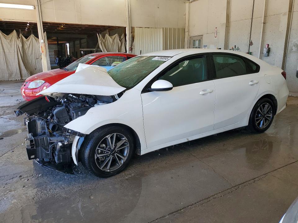 2022 KIA FORTE — VIN 3KPF24AD8NE466237