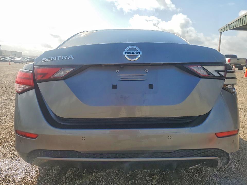 3N1AB8BV7PY282856