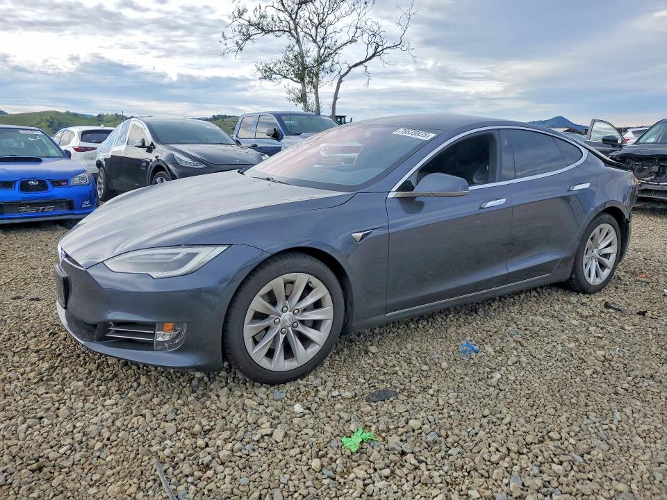 2017 TESLA MODEL S — VIN 5YJSA1E10HF175438