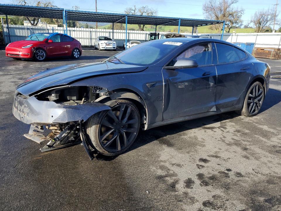 2017 TESLA MODEL S — VIN 5YJSA1E22HF215527