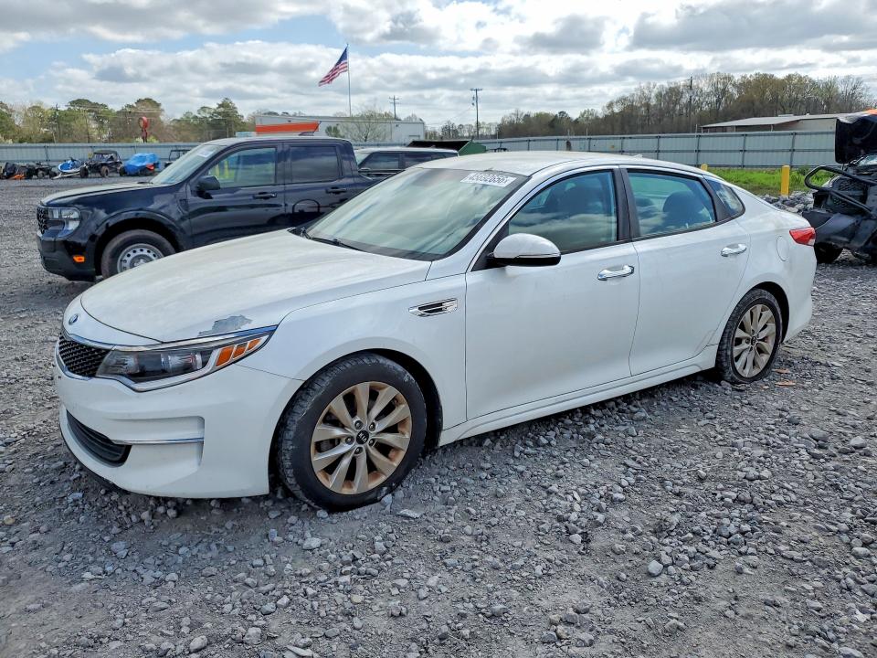2016 KIA OPTIMA — VIN 5XXGT4L37GG008253