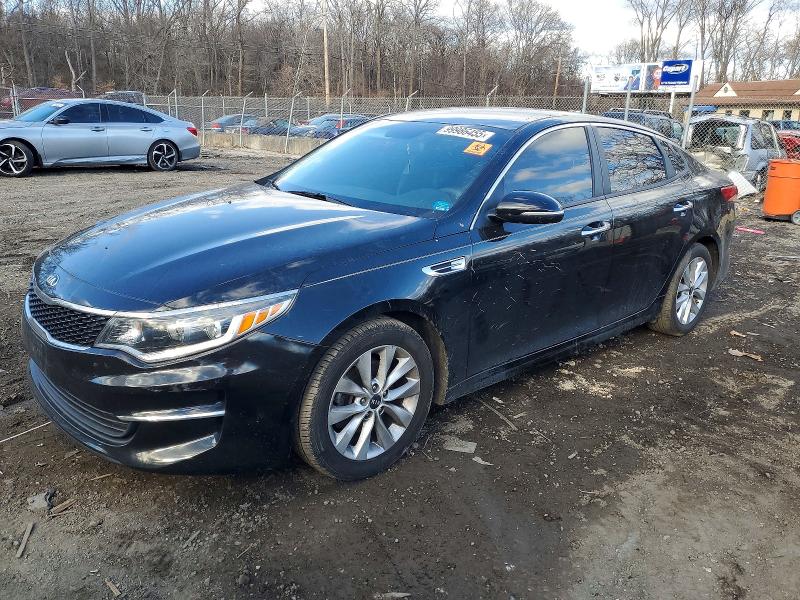 2018 KIA OPTIMA — VIN 5XXGT4L37JG272922