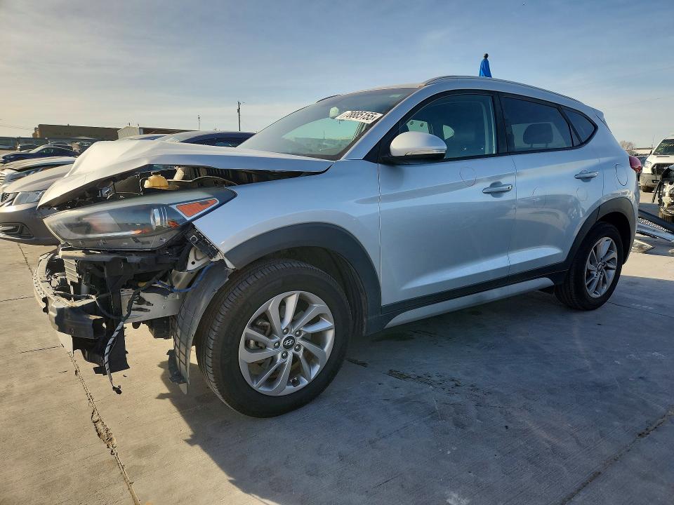 2018 HYUNDAI TUCSON — VIN KM8J33A4XJU744368