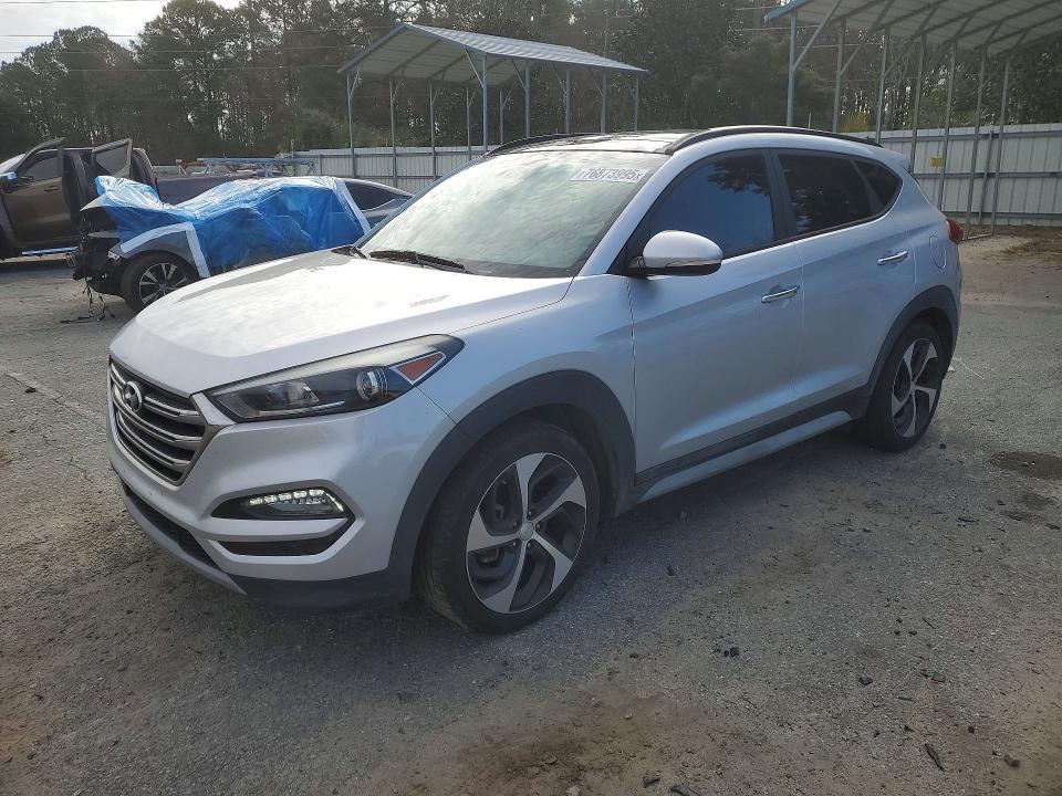 2018 HYUNDAI TUCSON — VIN KM8J33A22JU623168