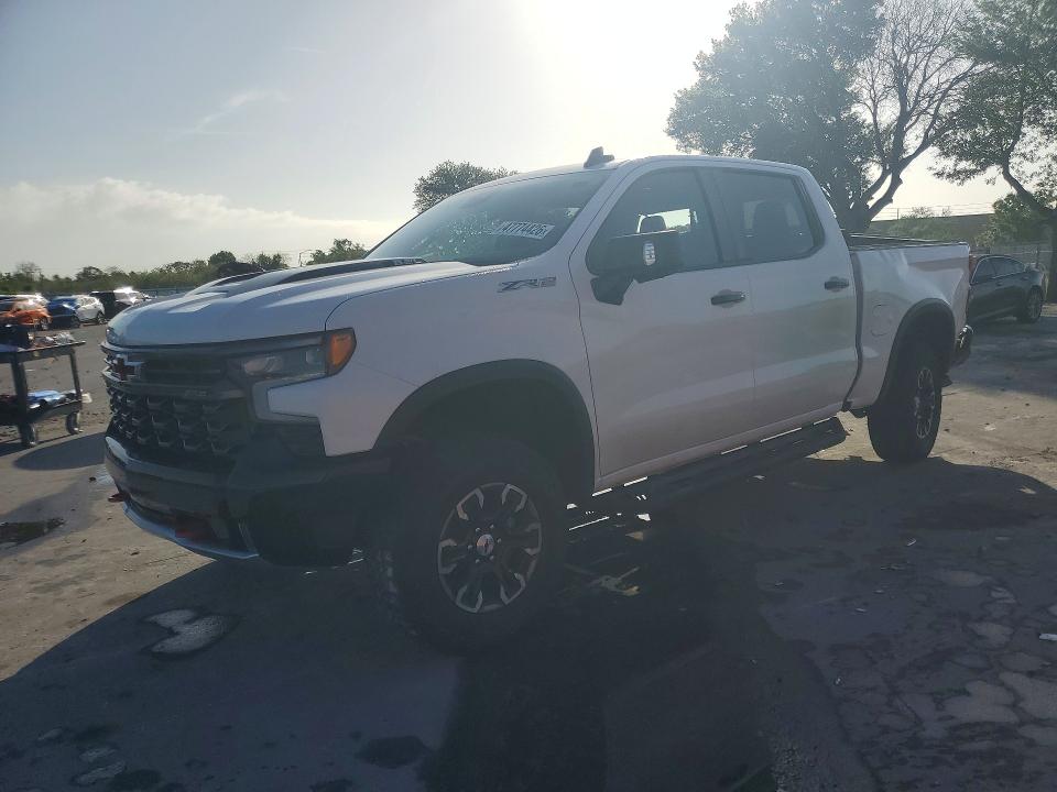 2023 CHEVROLET SILVERADO — VIN 3GCUDHEL2PG251437