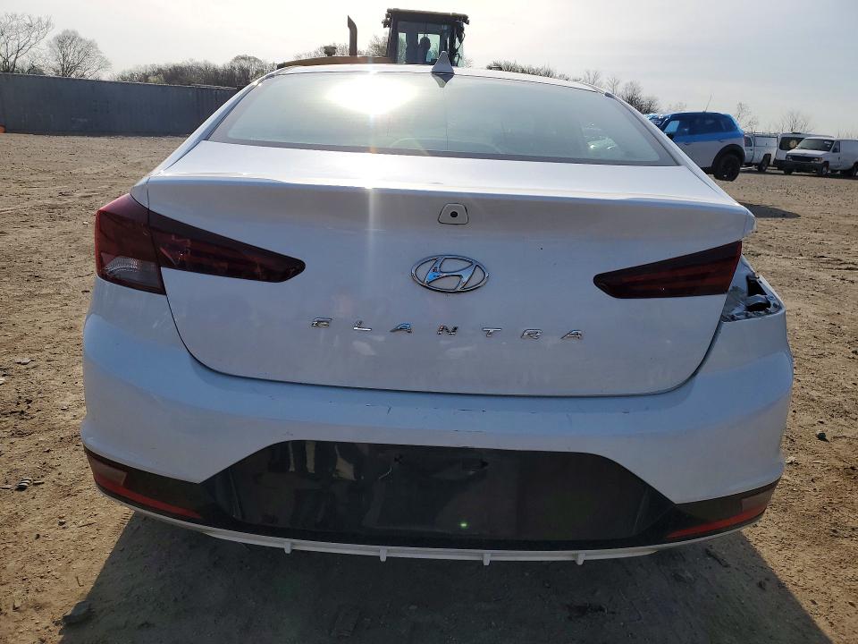 5NPD84LF1KH403511