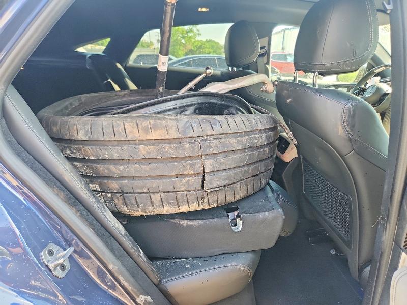 4JGFD6BB2TB585989