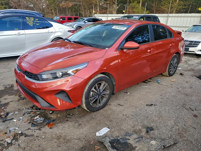 2024 KIA FORTE — VIN 3KPF24AD8RE717117