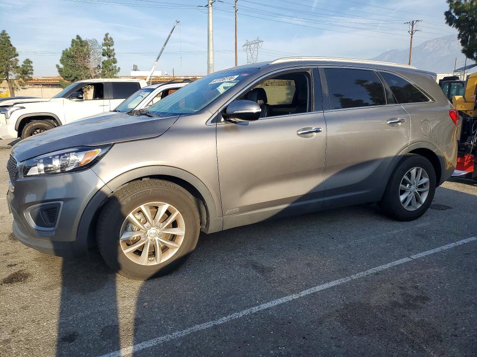 2017 KIA SORENTO — VIN 5XYPGDA30HG301173