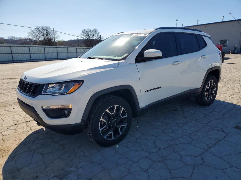 2019 JEEP COMPASS — VIN 3C4NJDAB8KT829091