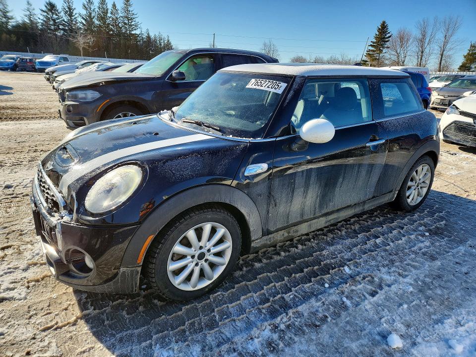 2016 MINI COOPER — VIN WMWXP7C55G3B49636