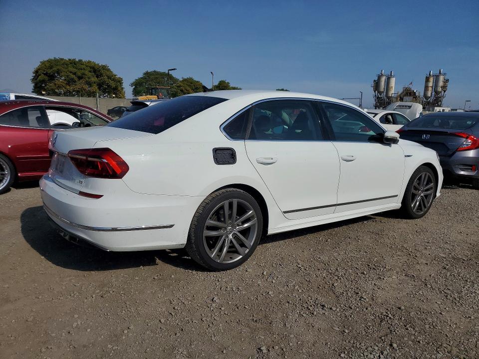 1VWDT7A33HC015934