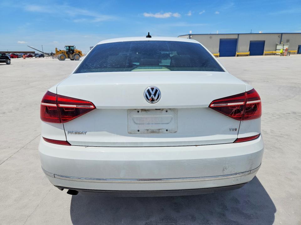 1VWLA7A34KC005163