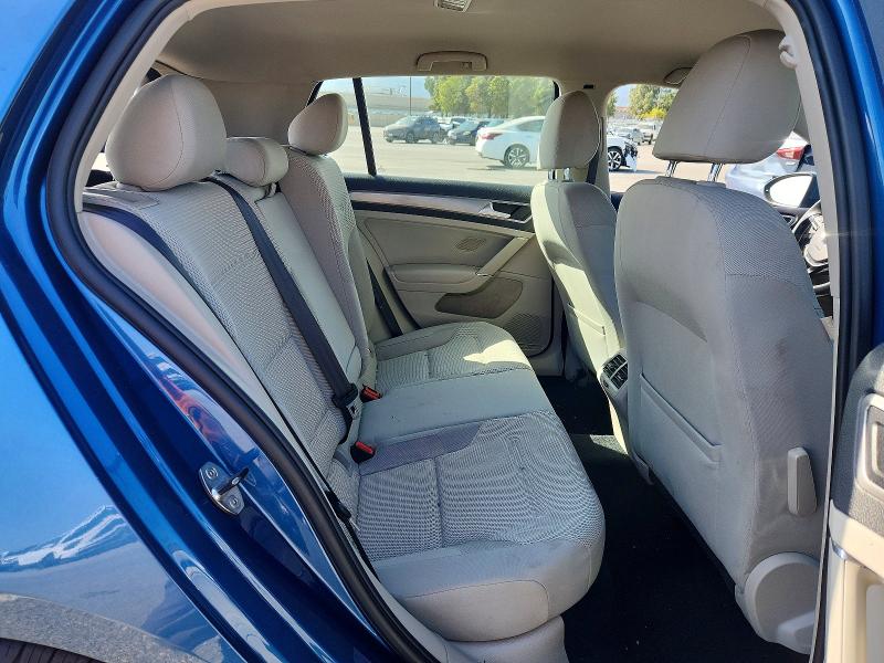 3VW117AU1HM032876