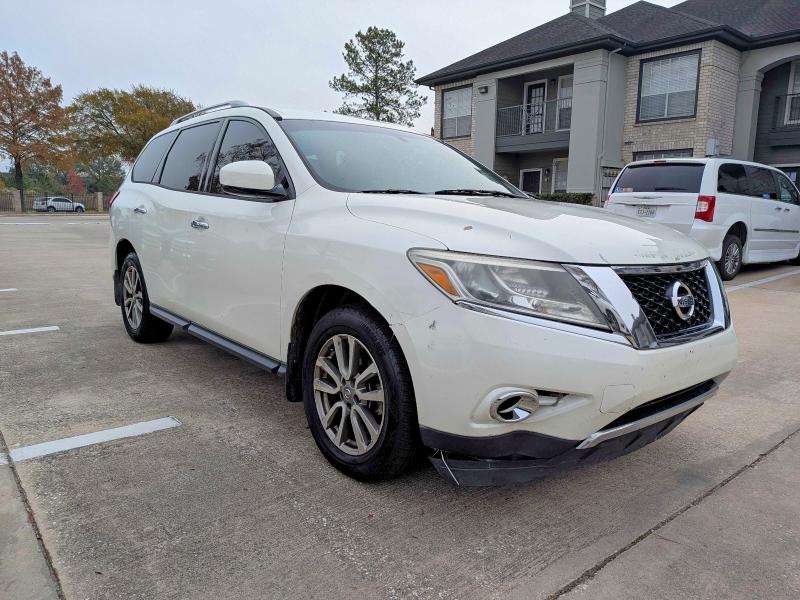 2015 NISSAN PATHFINDER — VIN 5N1AR2MN4FC701364