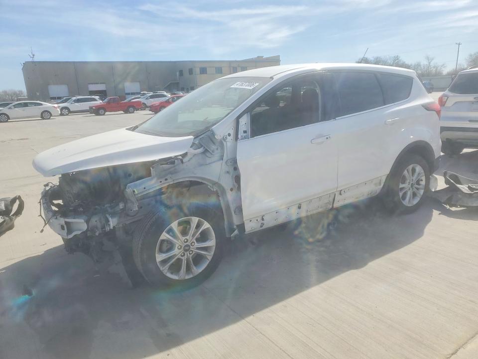 2019 FORD ESCAPE — VIN 1FMCU0GD2KUC01996