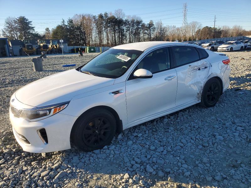 2017 KIA OPTIMA — VIN 5XXGT4L30HG137727