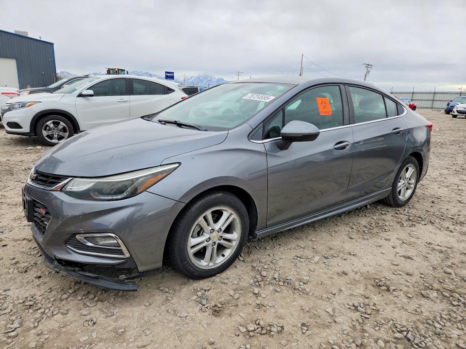 2018 CHEVROLET CRUZE — VIN 1G1BE5SM3J7180180