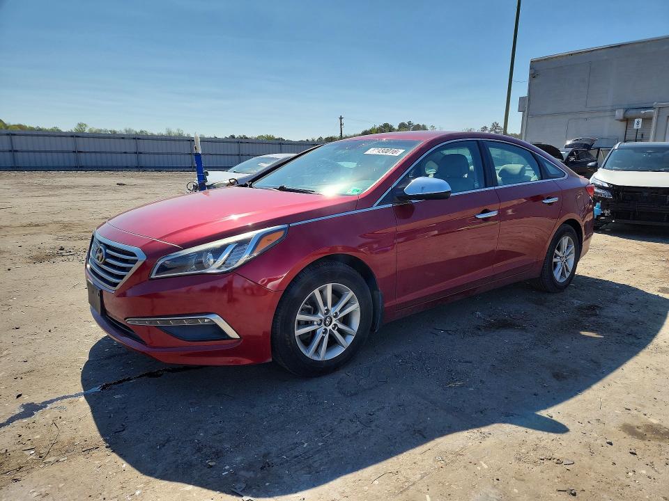 2015 HYUNDAI SONATA — VIN 5NPE24AF3FH257434