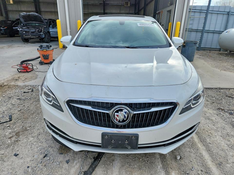 1G4ZR5SS8KU114893