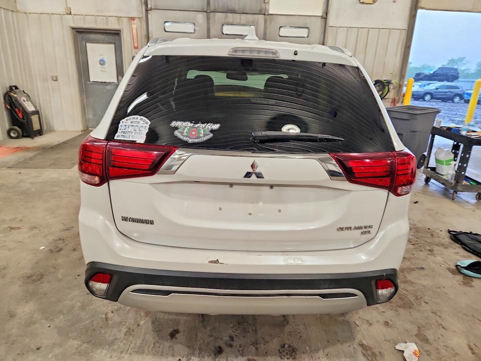 JA4AD3A37KZ018913