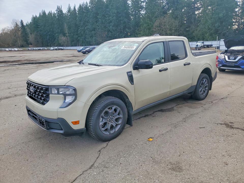 2025 FORD MAVERICK X — VIN 3FTTW8J32SRB74318