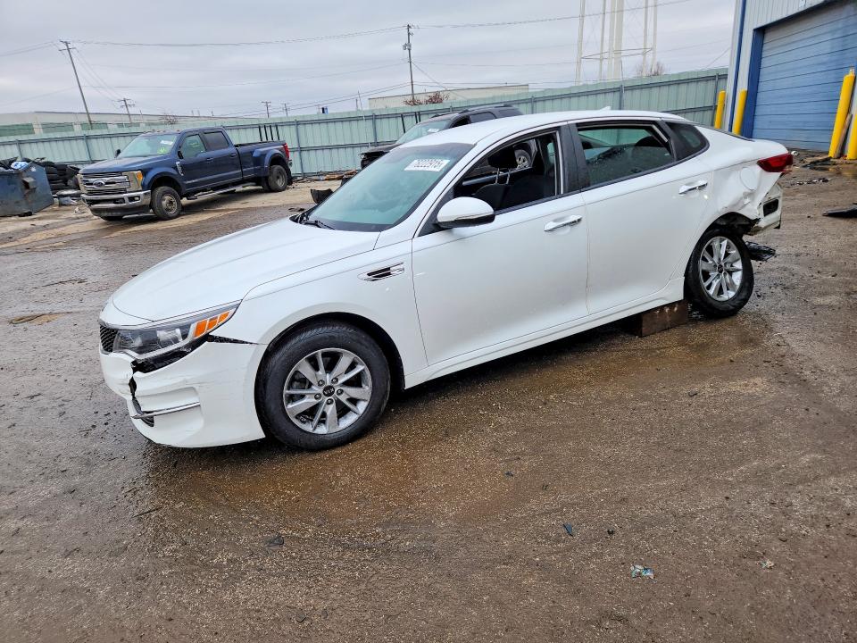 2016 KIA OPTIMA — VIN KNAGT4L3XG5088052