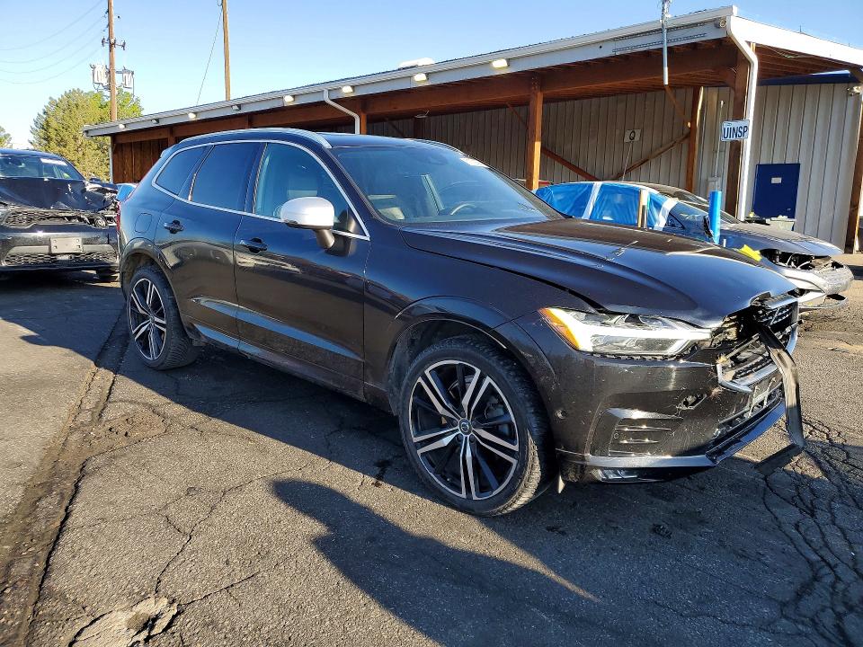 YV4A22RM7K1353054