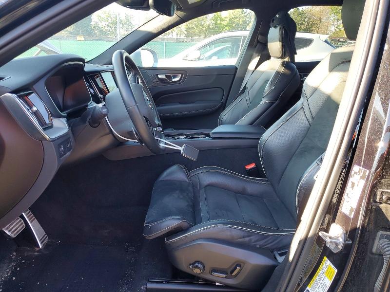 YV4A22RM7K1353054