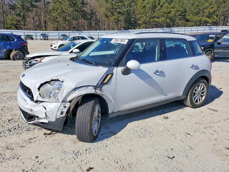 2015 MINI COOPER — VIN WMWZC3C51FWT02231