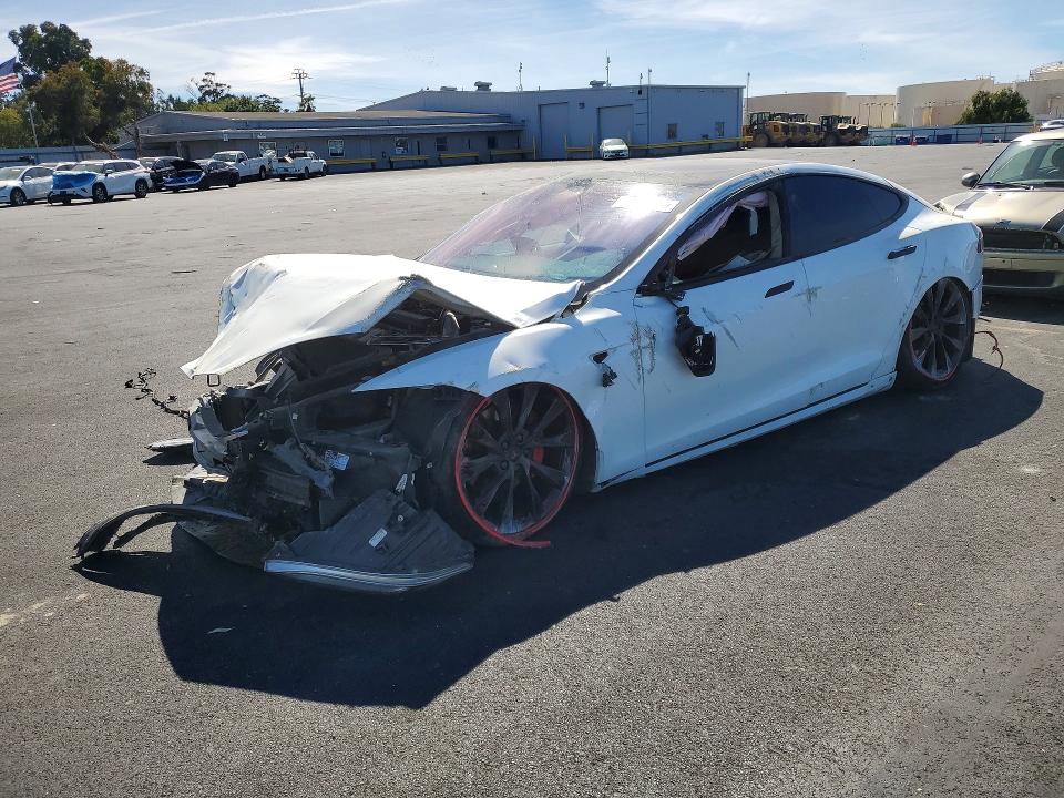 2018 TESLA MODEL S — VIN 5YJSA1E25JF247913