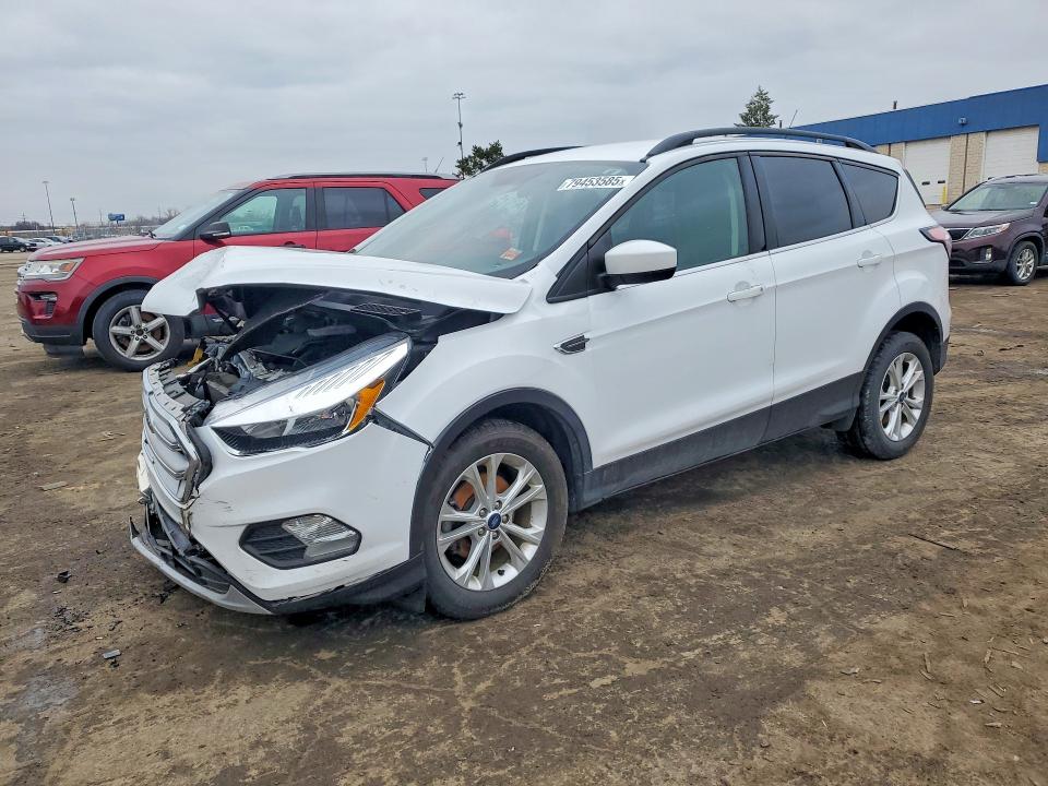 2018 FORD ESCAPE — VIN 1FMCU0GD3JUD57513