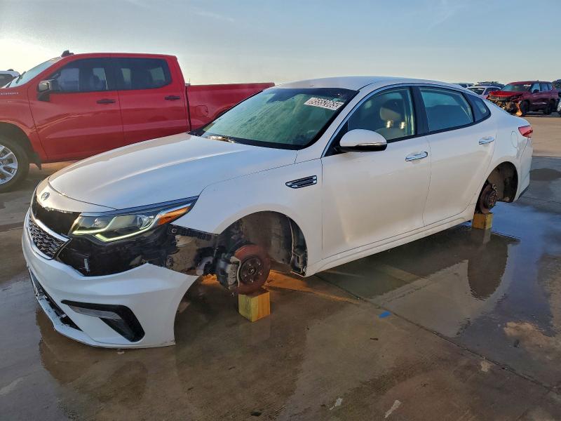 2019 KIA OPTIMA — VIN 5XXGT4L38KG359052
