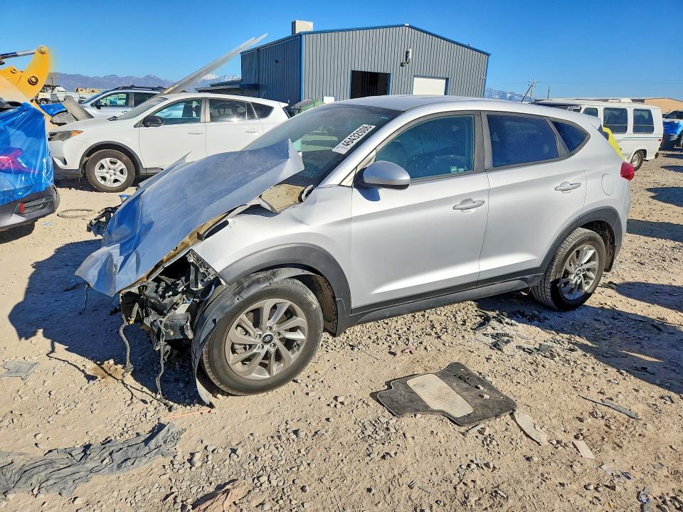 2017 HYUNDAI TUCSON — VIN KM8J23A45HU455931