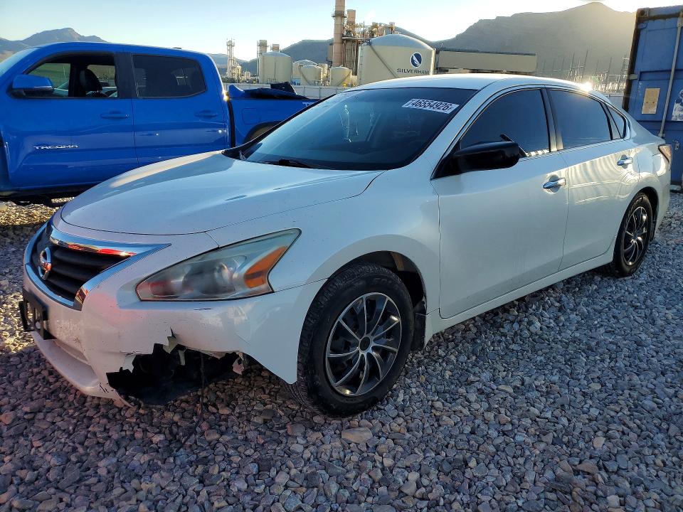 2015 NISSAN ALTIMA — VIN 1N4AL3AP2FC205910