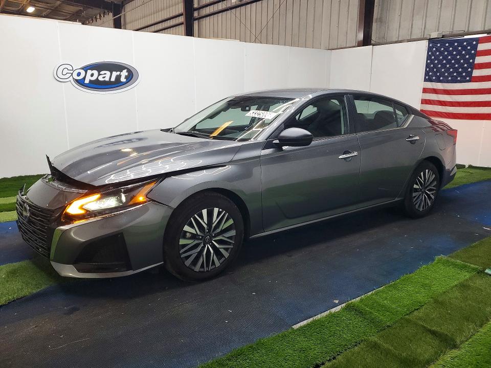 2025 NISSAN ALTIMA — VIN 1N4BL4DV2SN388759
