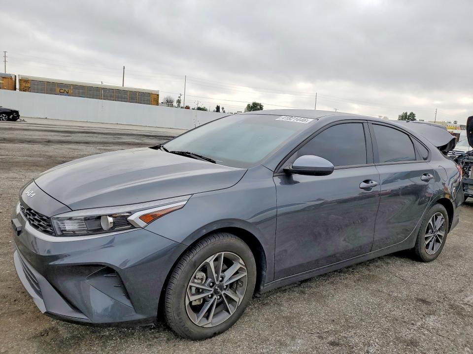 2024 KIA FORTE — VIN 3KPF24AD9RE748537