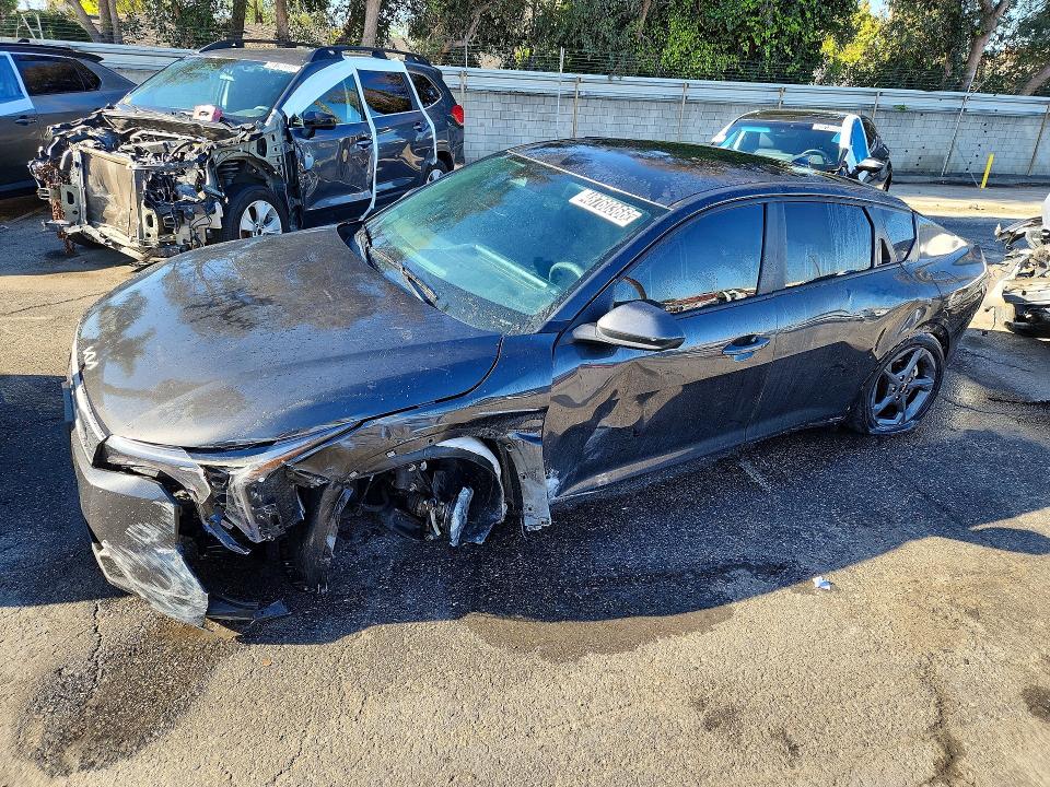 2025 KIA K4 — VIN 3KPFT4DE7SE229154