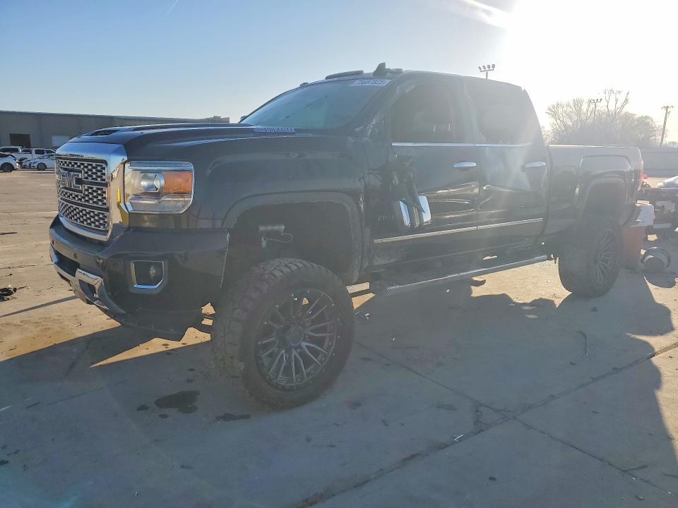 2018 GMC SIERRA — VIN 1GT12UEY7JF282088