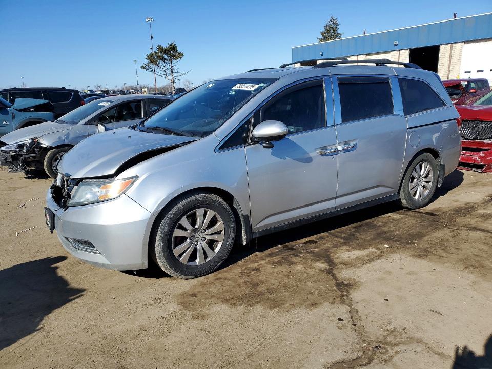 2015 HONDA ODYSSEY — VIN 5FNRL5H61FB045463
